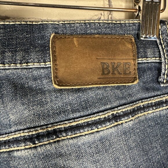 BKE Jeans Mens 36S Nolan Straight Leg Whiskered Stretch Buckle Thick Stitching - Picture 4 of 12